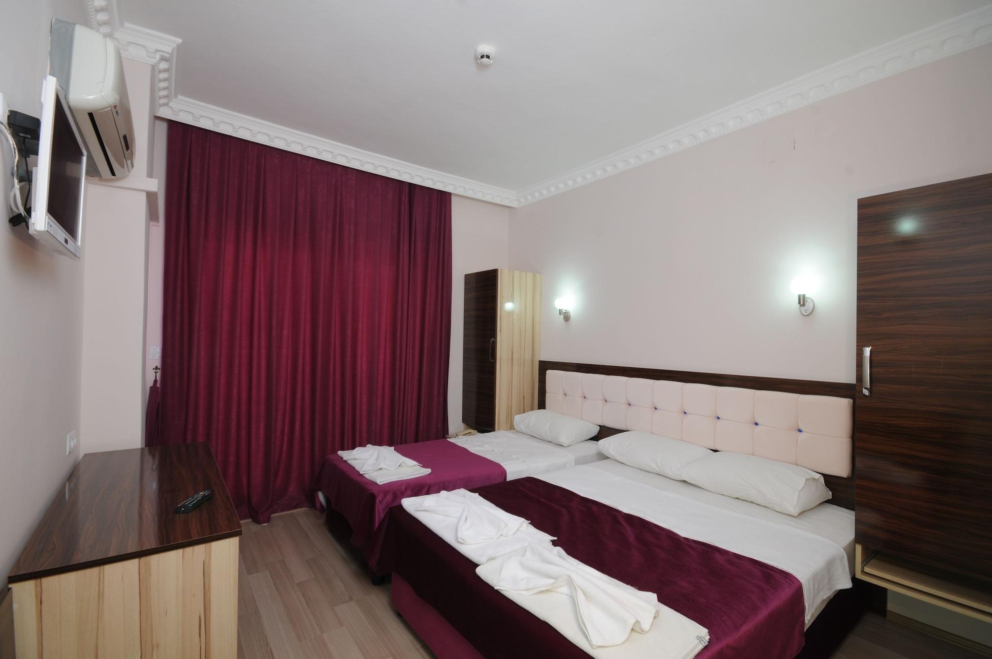 Готель Rosy 2*